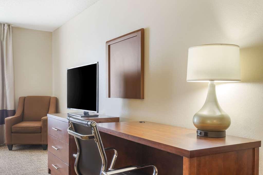 בליית'וויל Comfort Inn & Suites חדר תמונה