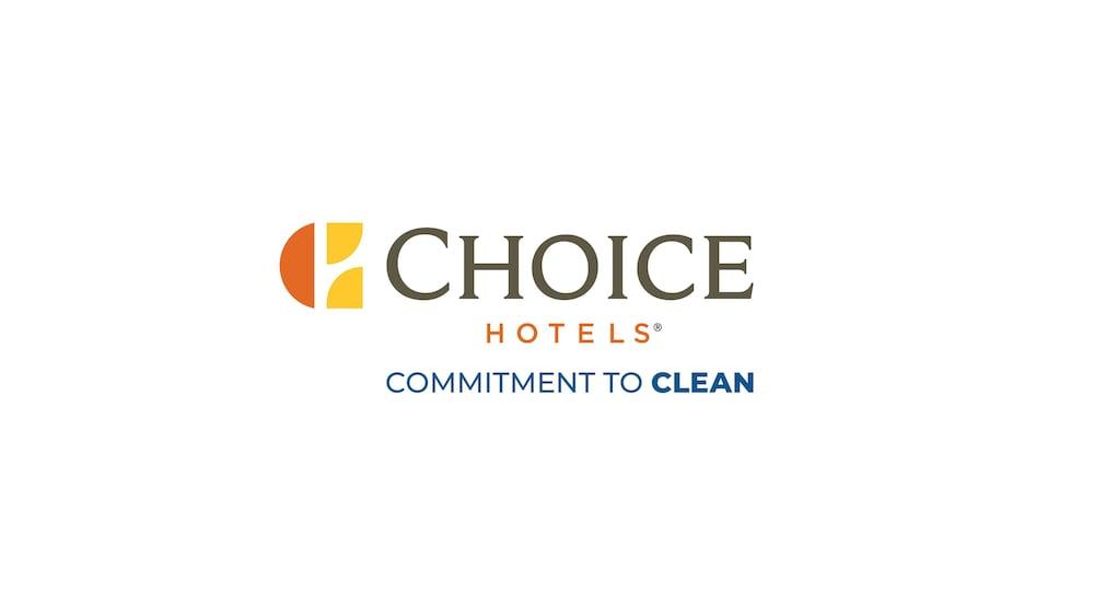 בליית'וויל Comfort Inn & Suites מראה חיצוני תמונה