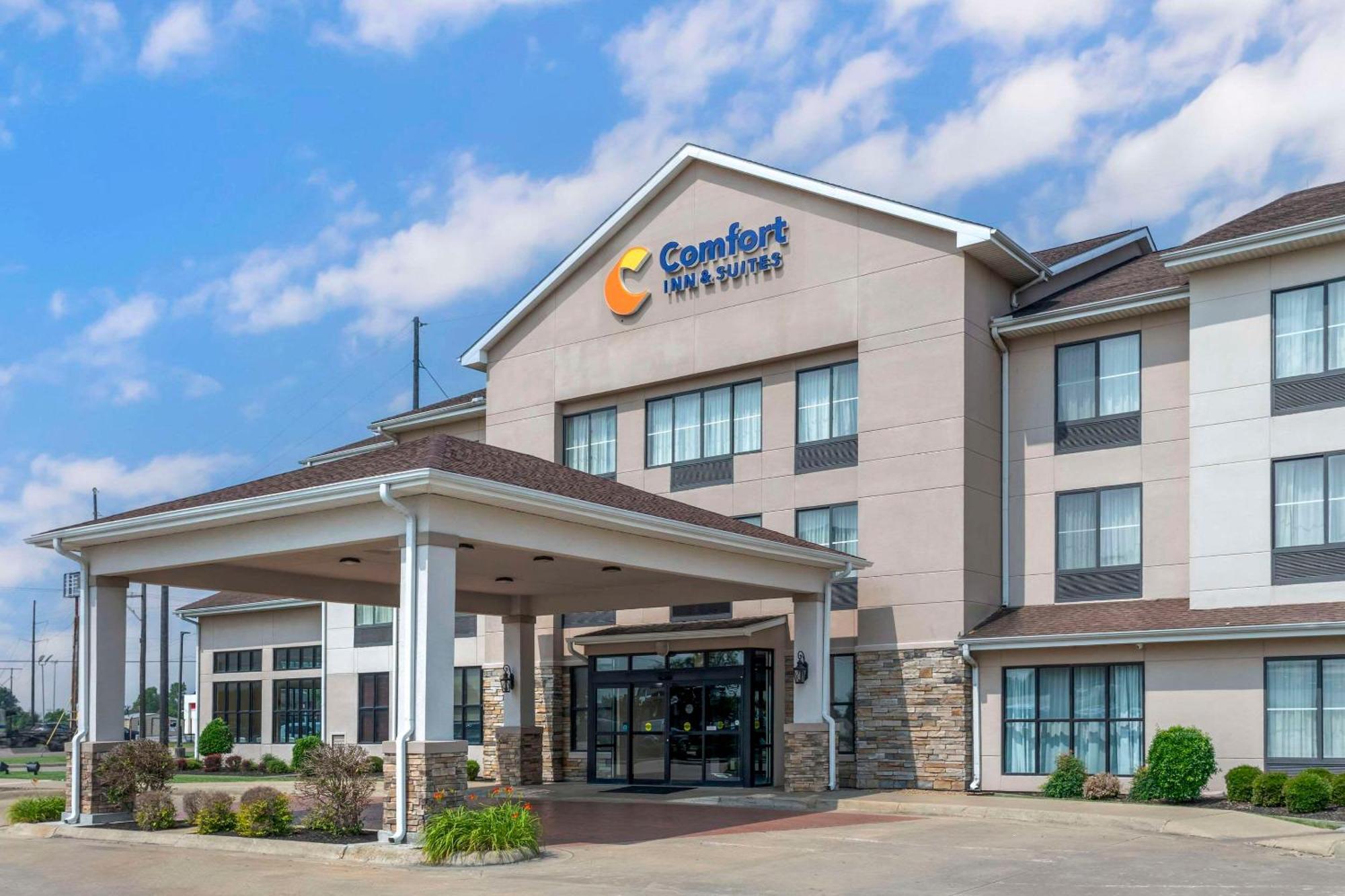 בליית'וויל Comfort Inn & Suites מראה חיצוני תמונה